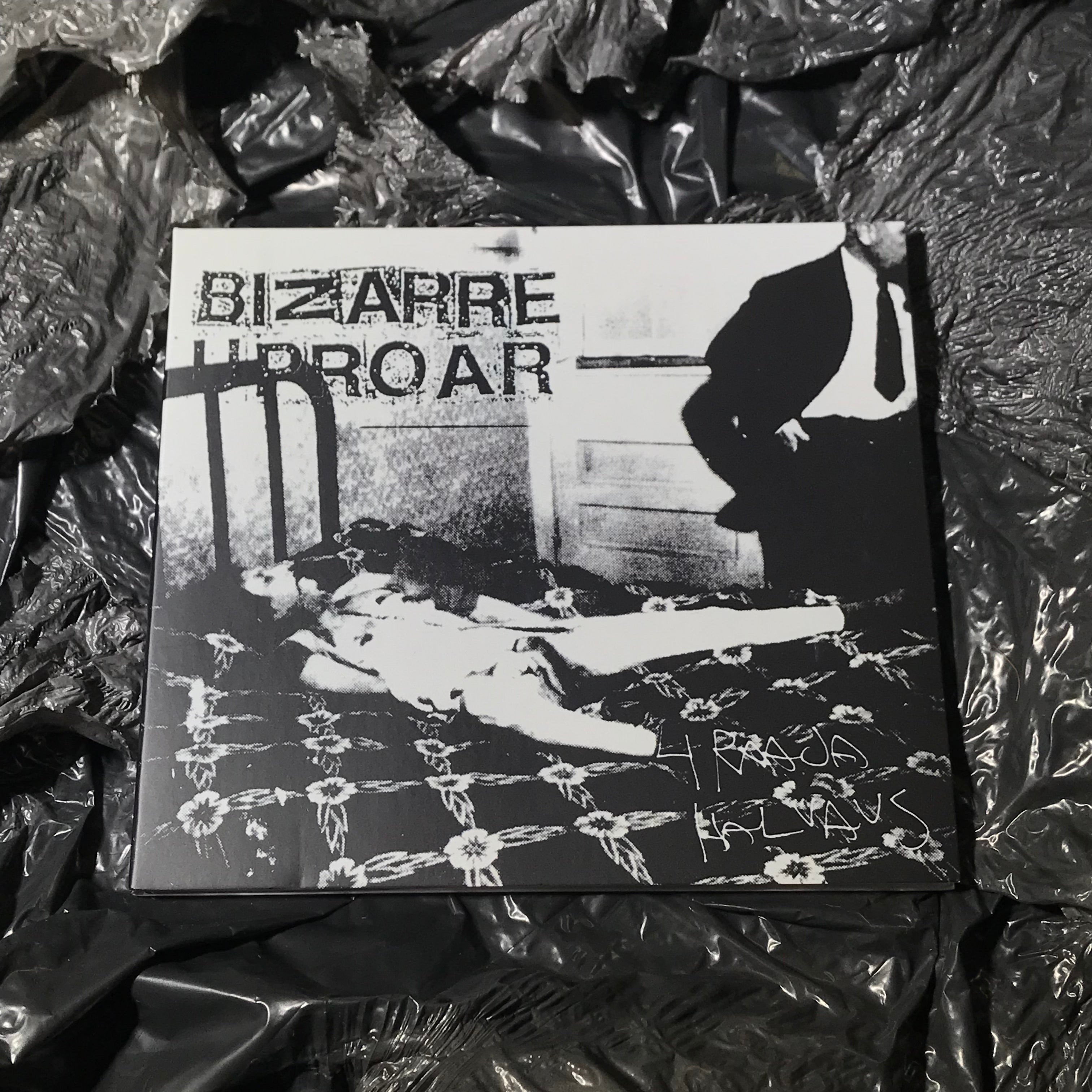Bizarre Uproar "4raajahalvaus" CD